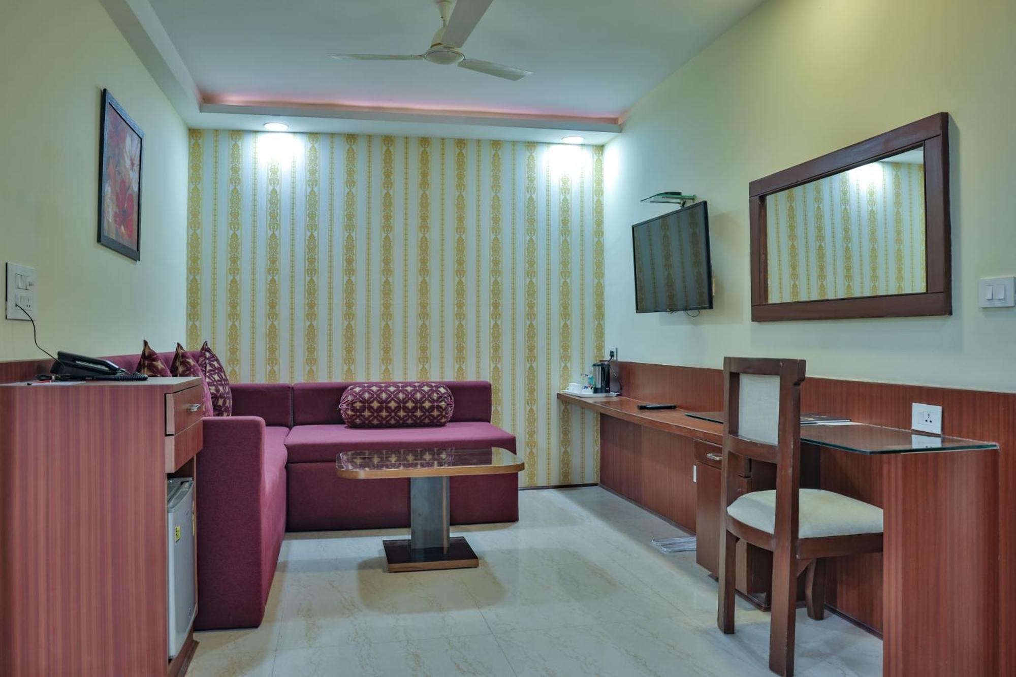 Hotel Cama Mohali Exterior photo